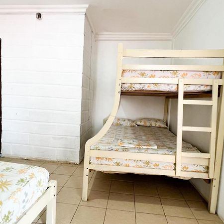 Arrecife Montanita Hostal Ngoại thất bức ảnh