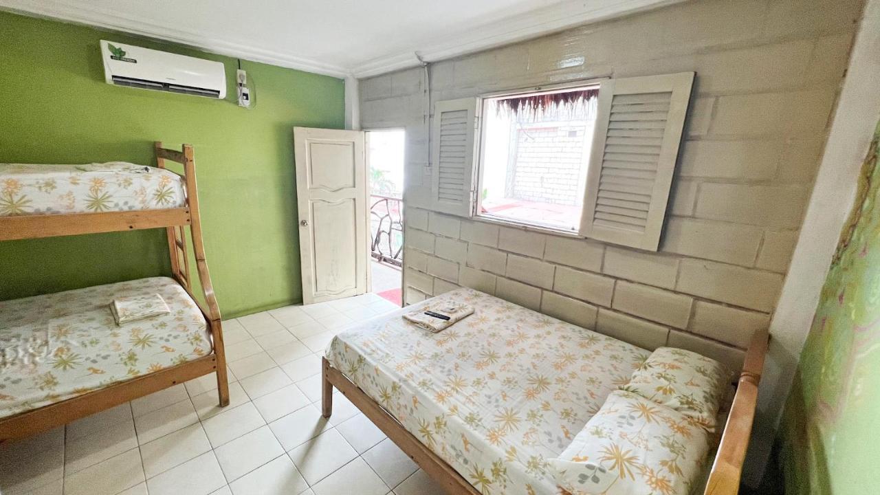 Arrecife Montanita Hostal Ngoại thất bức ảnh
