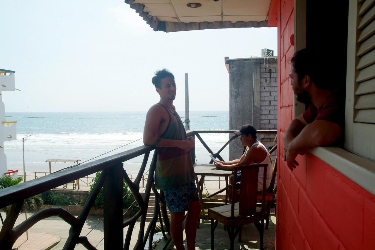 Arrecife Montanita Hostal Ngoại thất bức ảnh