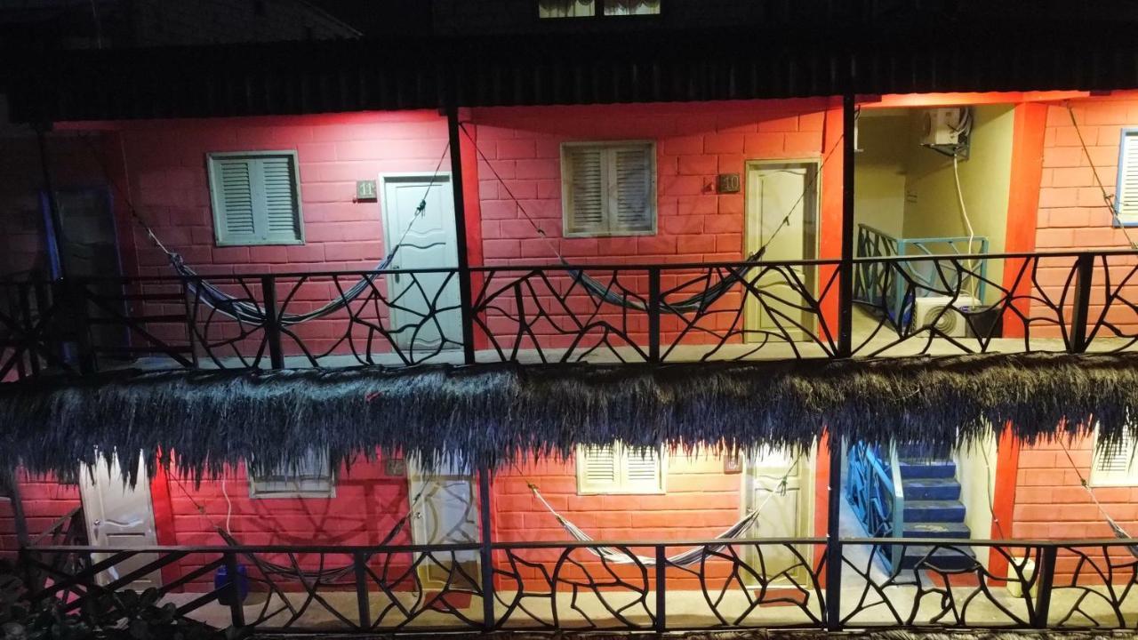 Arrecife Montanita Hostal Ngoại thất bức ảnh