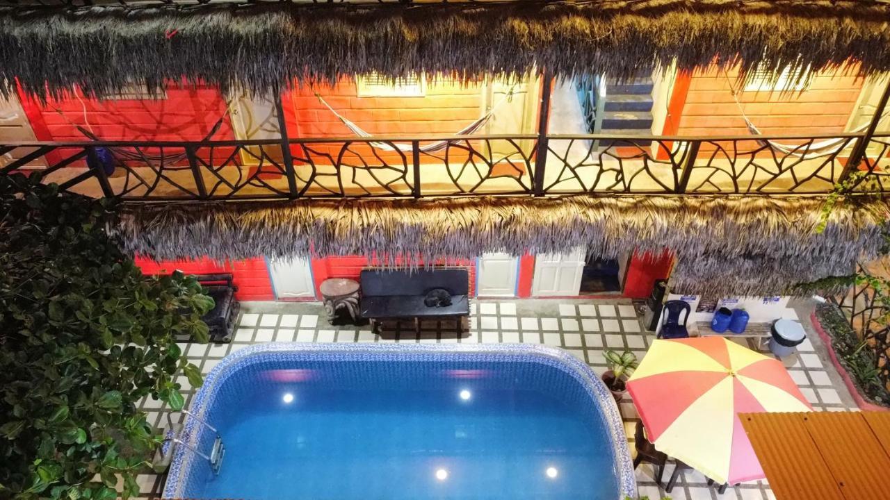 Arrecife Montanita Hostal Ngoại thất bức ảnh